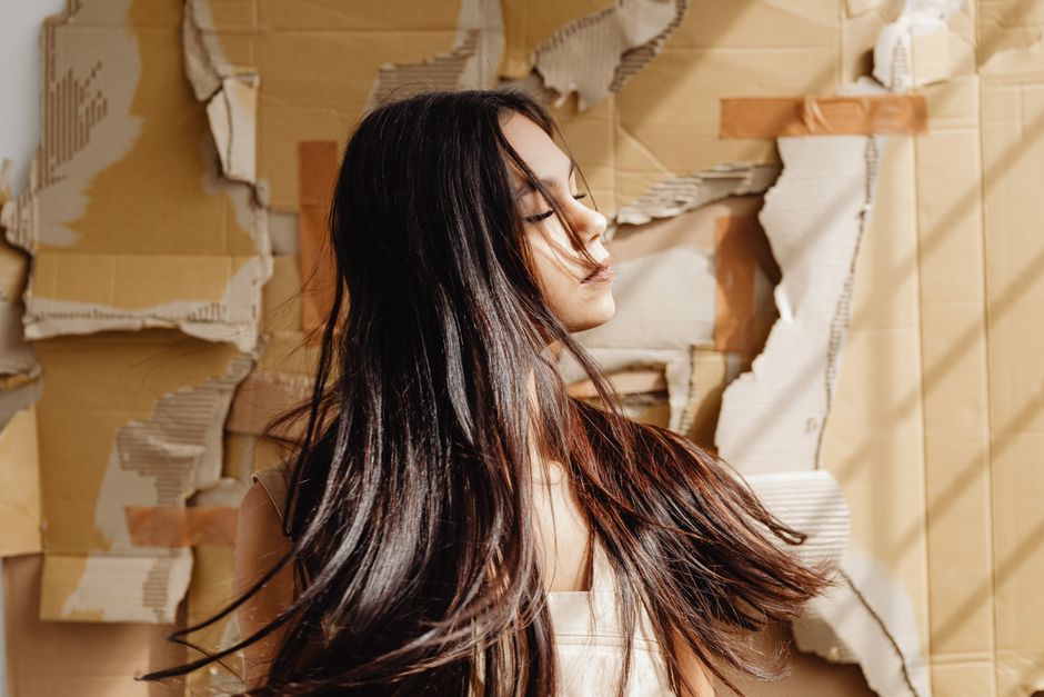 Five-Minute Hair Refresh when you want to feel accomplished — lifestyle · Beauty
