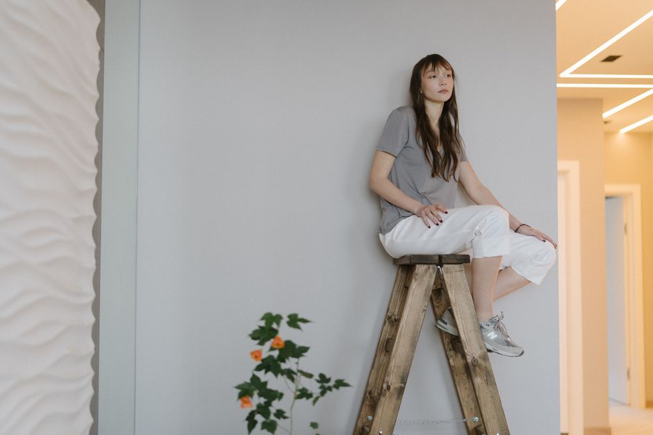 Linen Ladder using renter-friendly details — home · Bathrooms