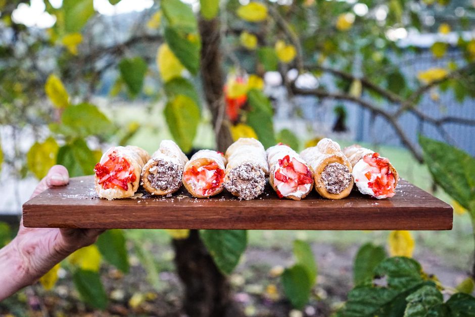 Mini Cannoli Cups for individual portions — food · Desserts