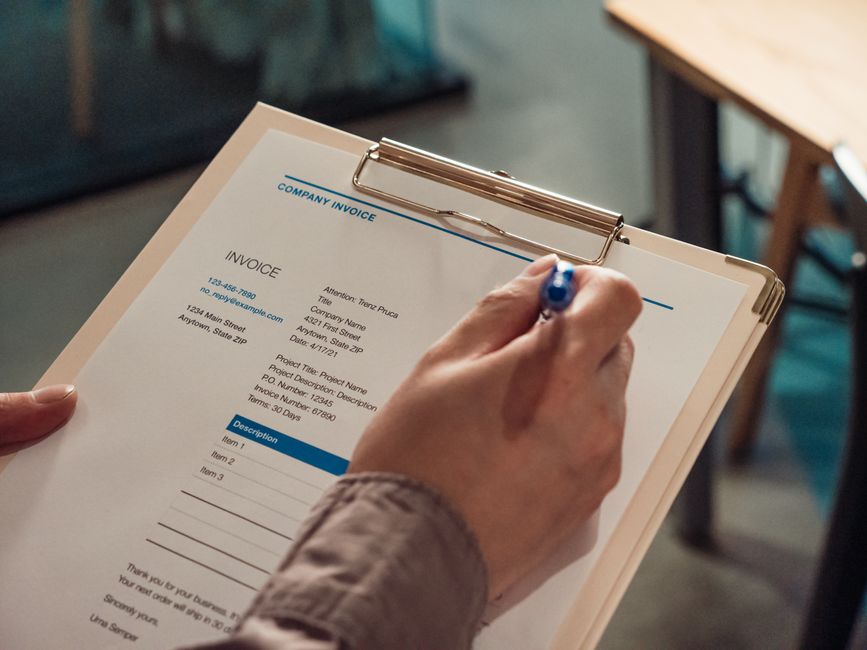 Invoice Maker for a safer account setup — smart-life · Online Tools