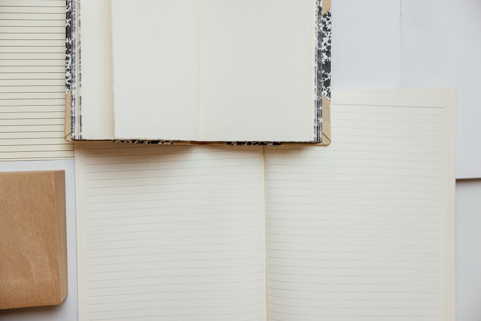 Museum Notebook Hour for a budget-aware traveler — travel · Solo Travel