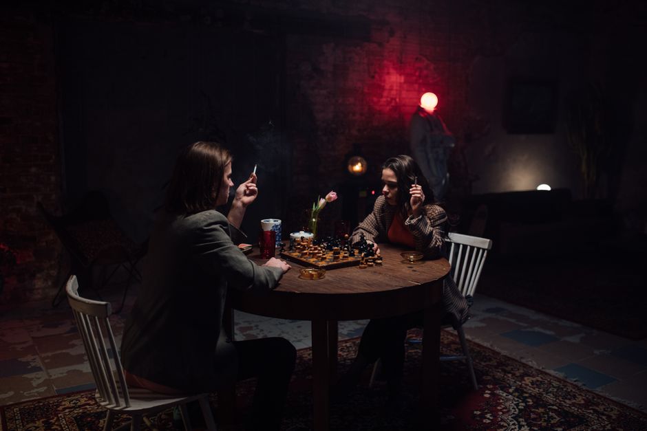 Board-Game Evening for a simple confidence ritual — lifestyle · Social Life