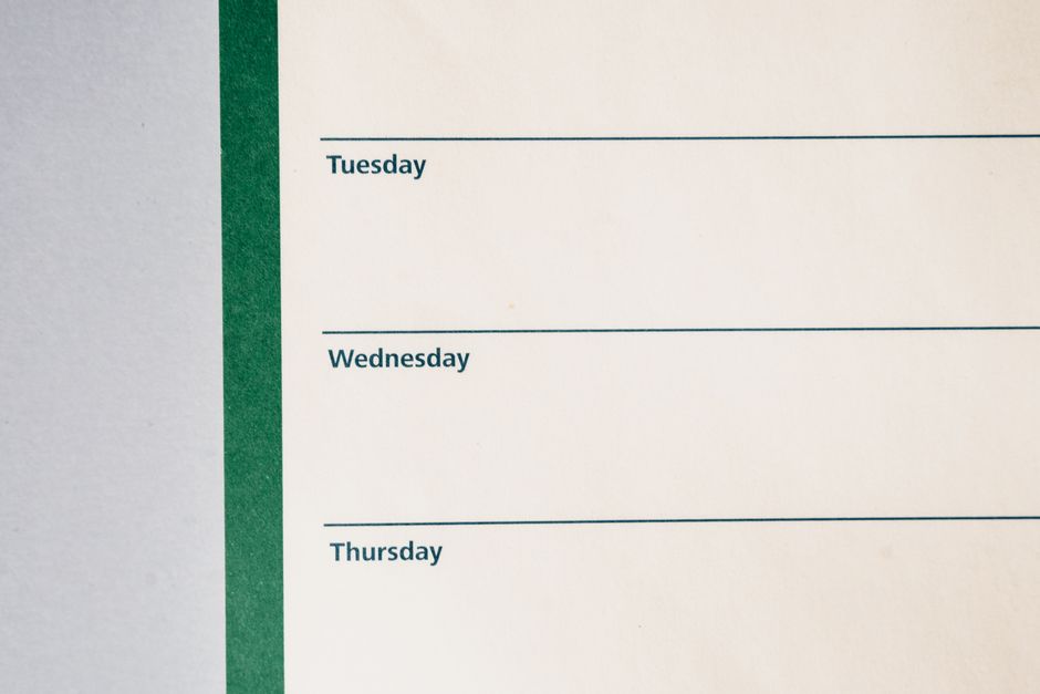21 Weekly Review ideas for a useful desk upgrade