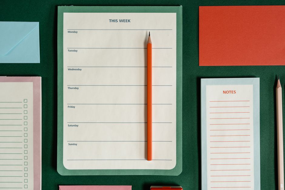 Book Notes — weekly reflection handmade for a weekend project — diy-creativity · Journaling