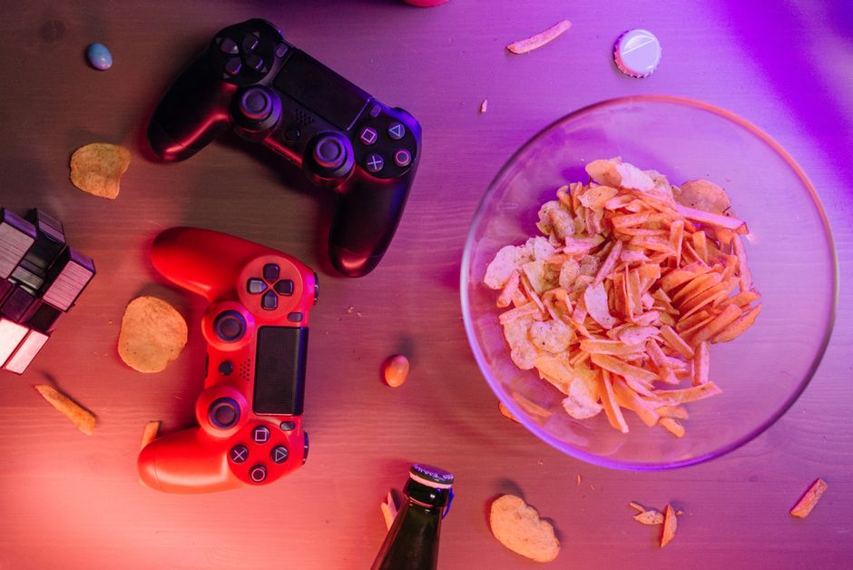 Retro Game Party for a family gathering — entertainment · Party Ideas