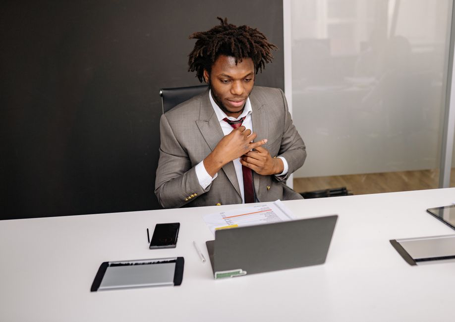 privacy-minded work & career habits to build now using smart reminders — smart-life · Work & Career