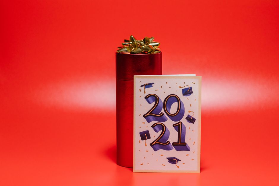 Year-In-Review Cards with a simple color story — celebrations · New Year's