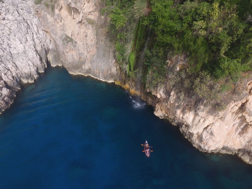 Kayak Cove near a memorable viewpoint — travel · Beach Vacations