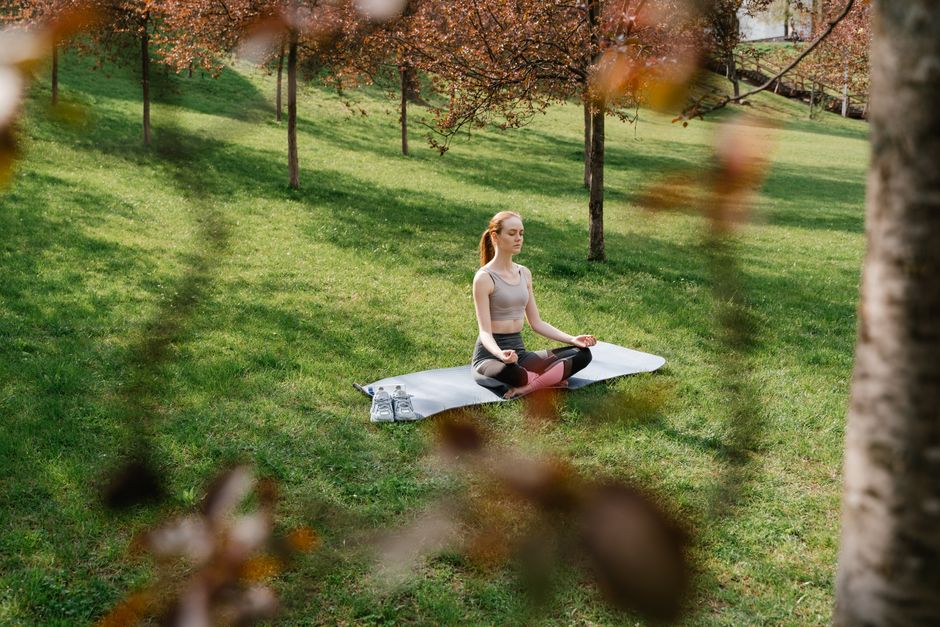 Guided Breathing during a quiet evening — wellness · Relaxation
