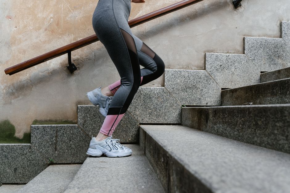 Stair Session for a peaceful lunch break — wellness · Fitness