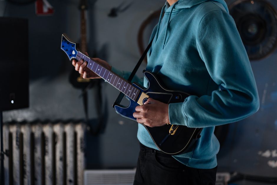 Instrument mimic