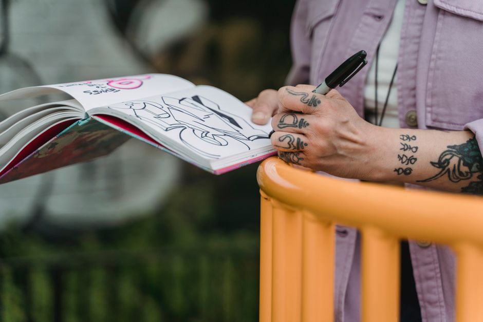 Urban Sketchbook when your routine feels stale — lifestyle · Hobbies