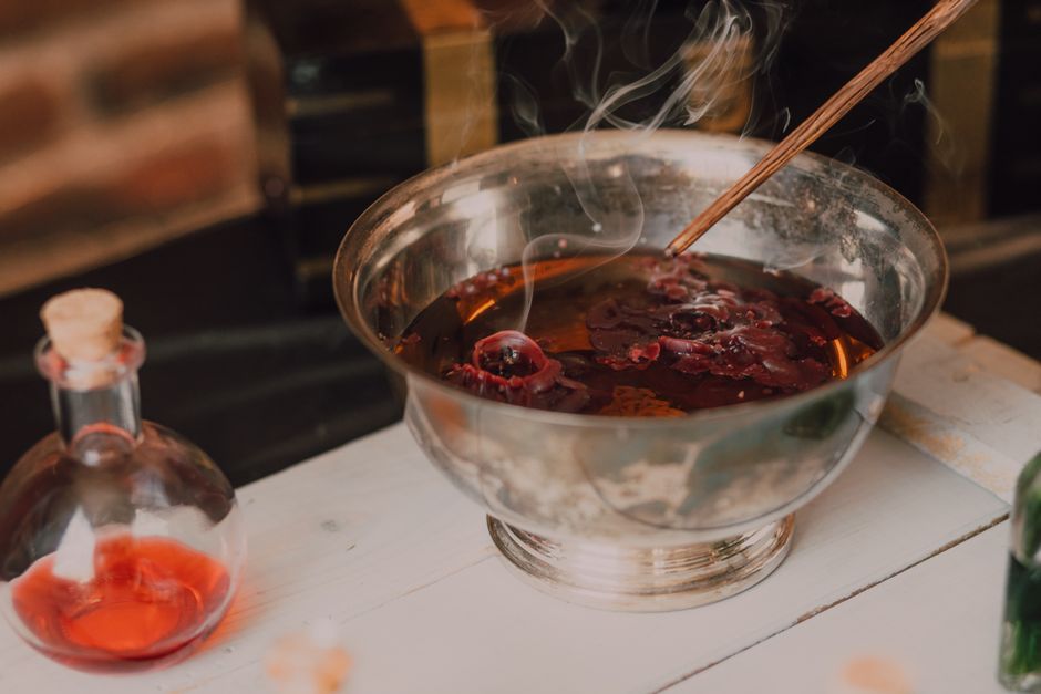 Mystery Punch Bowl with a nostalgic detail — celebrations · Halloween