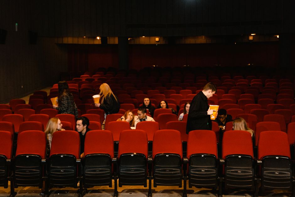 Movie Premiere Night with a new-release twist — entertainment · Party Ideas