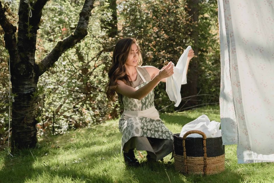Fabric Basket — apron rescuing old using leftover materials — diy-creativity · Sewing
