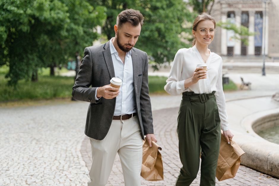 Coffee Walk with a five-minute start — lifestyle · Dating