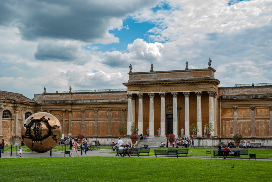 Museum Afternoon when your routine feels stale — lifestyle · Dating