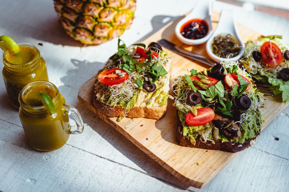 Tomato Basil Toast for a meal-prep container — food · Lunch Ideas