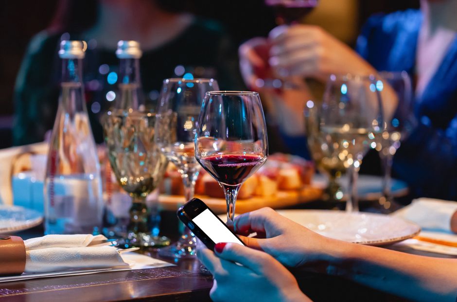 Phone-Free Dinner for a rainy afternoon — lifestyle · Relationships