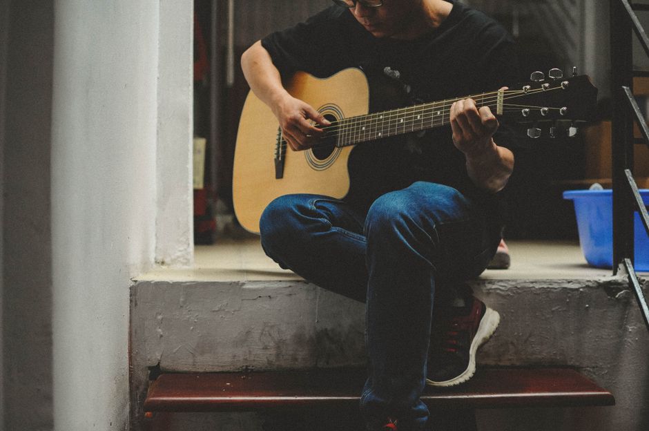 Quiet Music Break for a calmer bedroom — wellness · Relaxation