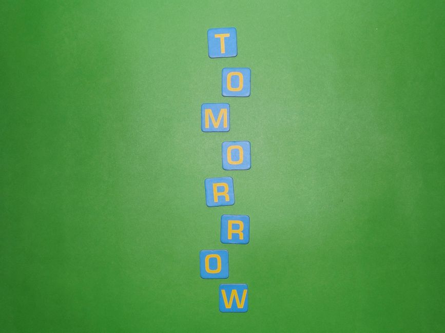 Tomorrow Note for a peaceful lunch break — wellness · Evening Routines