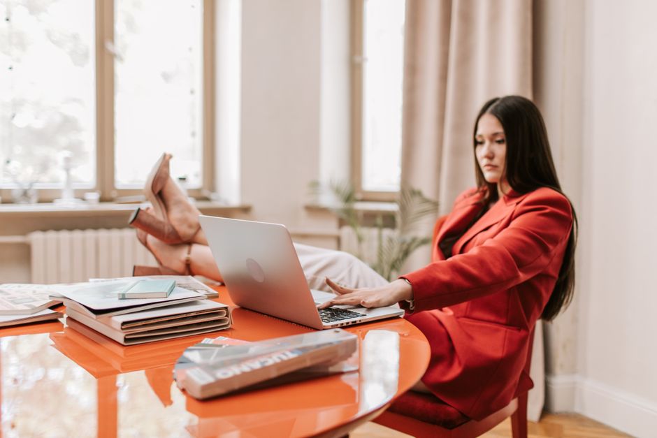 privacy-minded work & career habits to build now for a monthly digital tune-up — smart-life · Work & Career