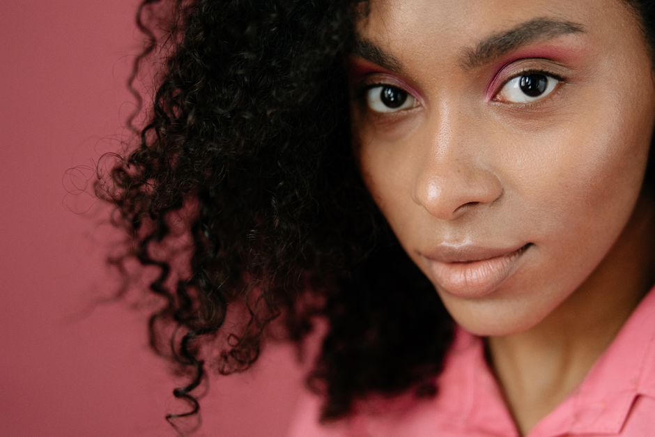 24 Monochrome Makeup ideas for rescuing old materials