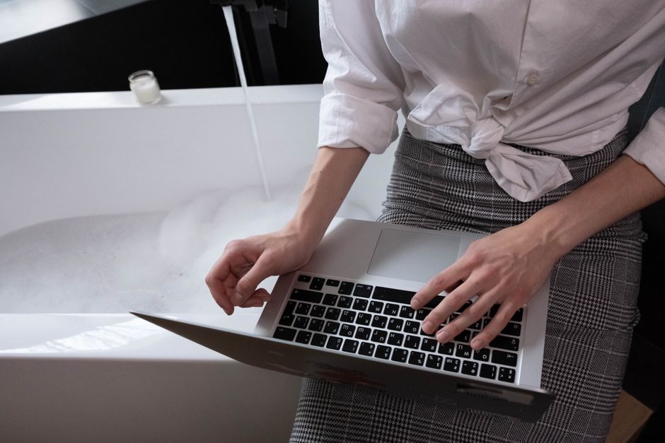 Laptop Battery Care using a shared calendar — smart-life · Technology