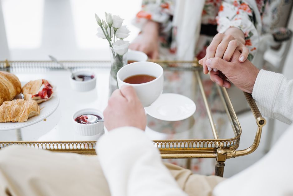 Love-Note Breakfast with a DIY finishing piece — celebrations · Valentine's Day