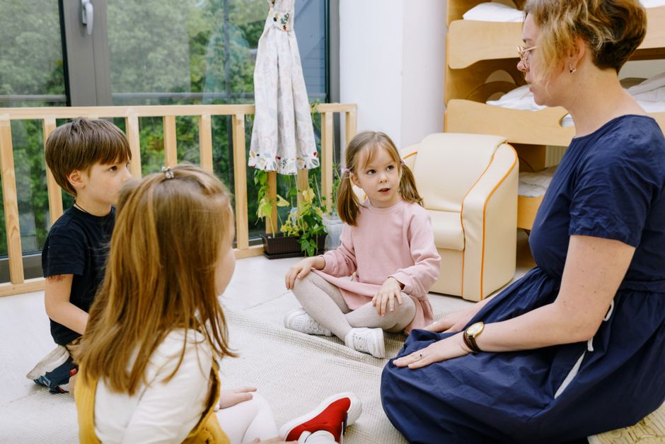 25 Storytelling Circle ideas for a themed evening