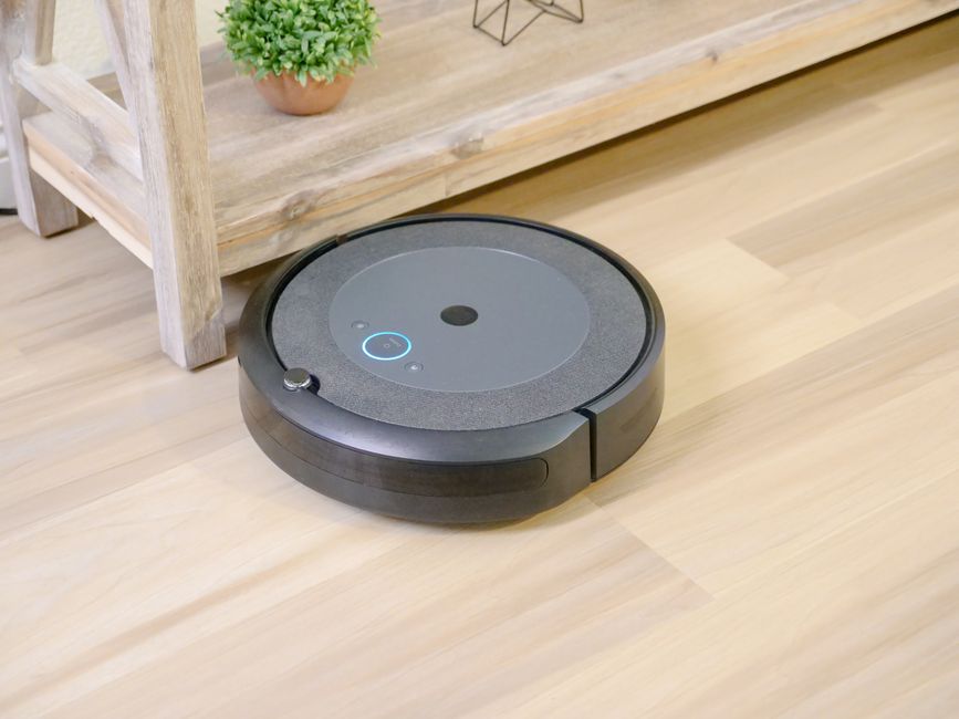 Robot Vacuum using a shared workspace — smart-life · Smart Home