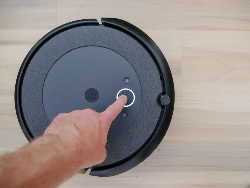 Robot Vacuum with a low-cost alternative — smart-life · Smart Home