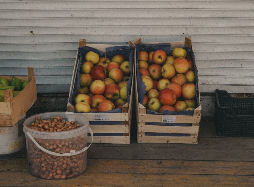 Farmers Market Date for a fresh weekly reset — lifestyle · Dating