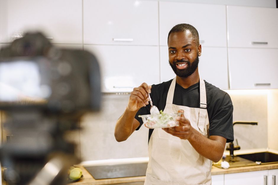 Viral-Food History for a friend reunion — entertainment · Pop Culture