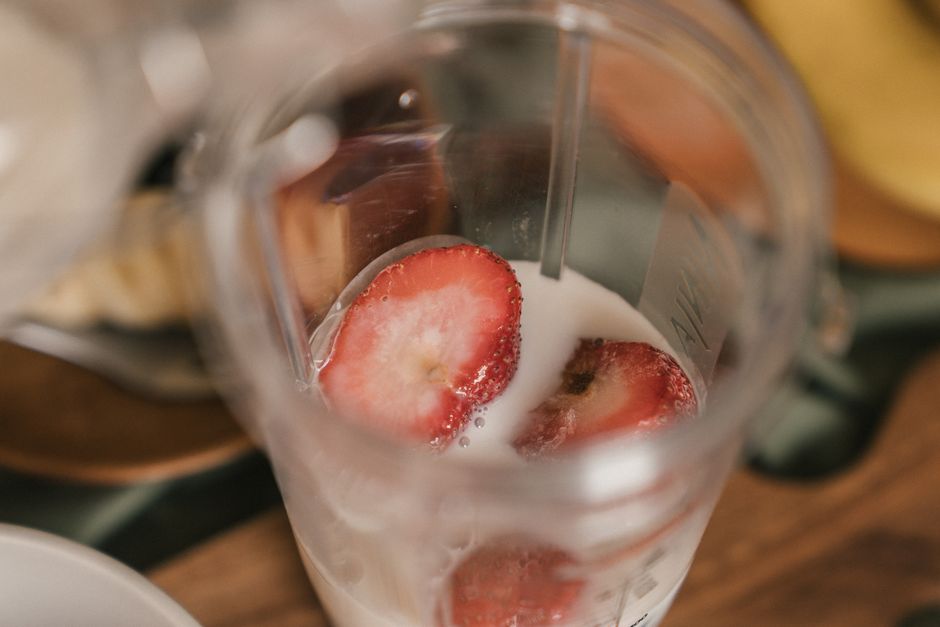 Strawberry Oat Latte with fresh mint — food · Drinks