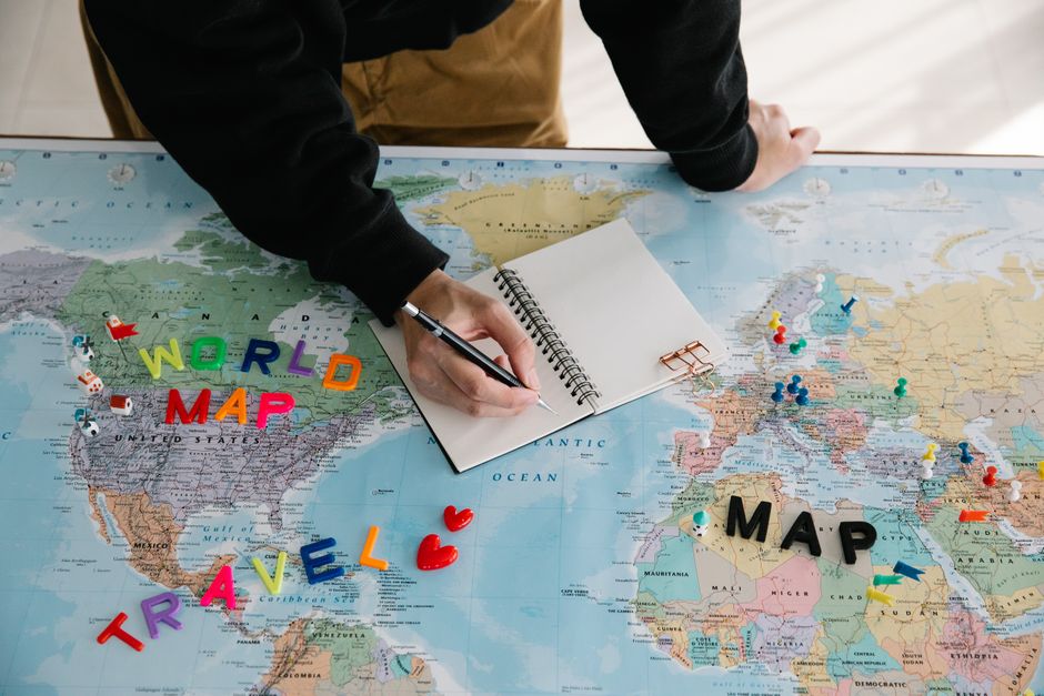 Weekly Movement Map with a mindful breathing pattern — wellness · Healthy Lifestyle