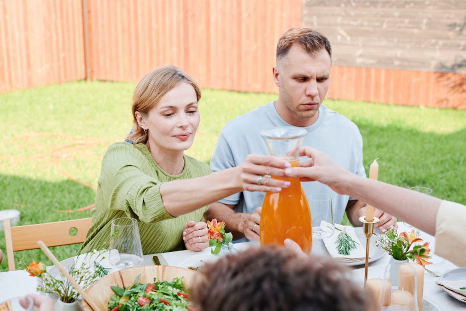 30 Backyard Picnic Party ideas for people tired of scrolling
