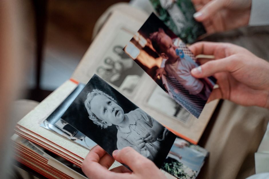 21 Memory-Photo Wall ideas for a beautiful table
