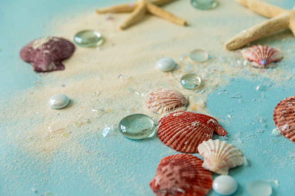 Beach Treasure Walk with a photo-friendly pause — travel · Family Travel