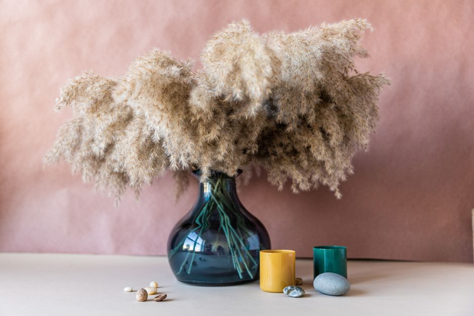 Beaded Garland — painted vase experimenting for a thoughtful gift — diy-creativity · Handmade Decor