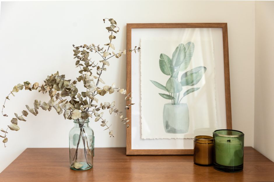 Pressed Botanical Frame with a hand-lettered element — diy-creativity · Handmade Decor