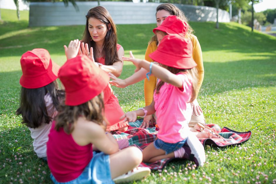Storytelling Circle around a mystery challenge — entertainment · Family Fun
