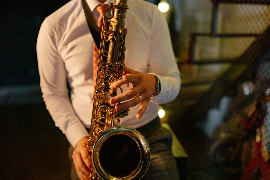 Morning Jazz Set around a music round — entertainment · Music