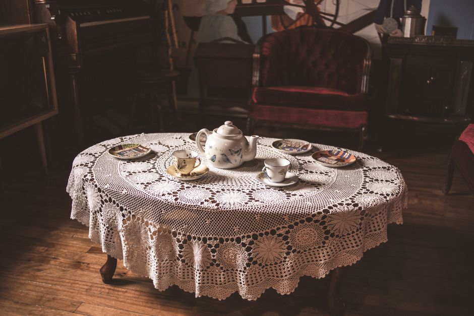 Favorite-Things Table with a DIY finishing piece — celebrations · Birthdays