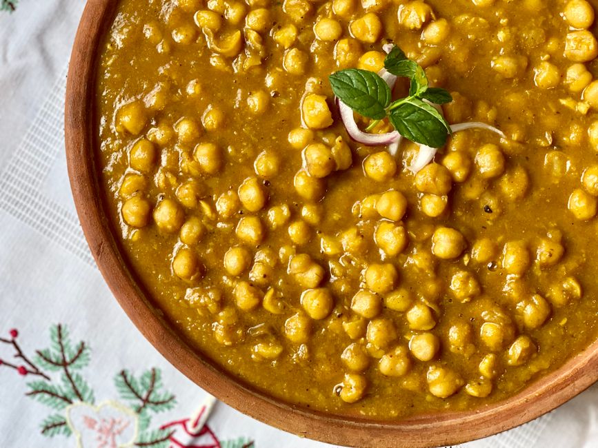 Chickpea Curry for a weekend cooking project — food · Recipes