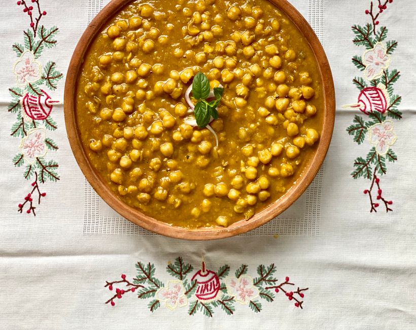 Chickpea Curry with a smoky spice blend — food · Recipes