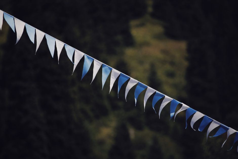 Fabric Banner with a stitched detail — diy-creativity · Creative Projects