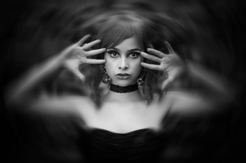 Monochrome Portrait for a rainy afternoon — diy-creativity · Art & Painting