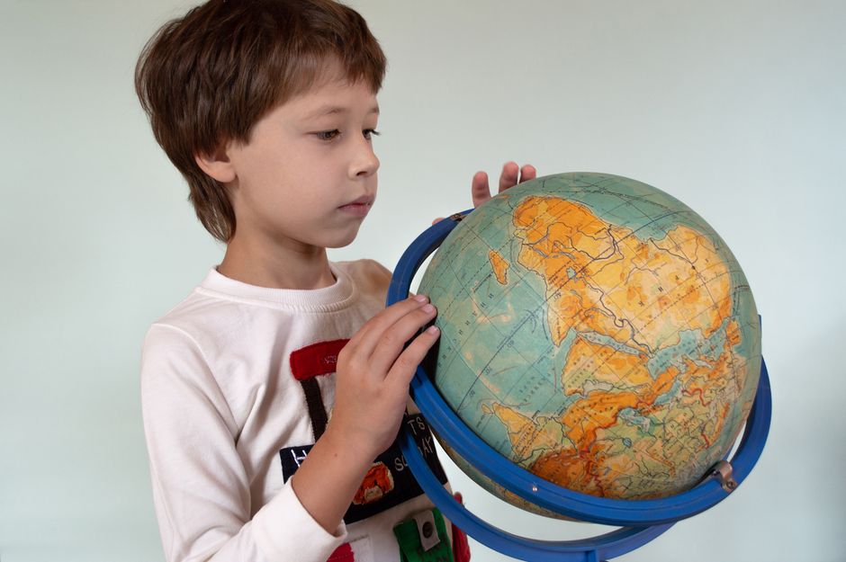Travel Geography Round with a playful rule change — entertainment · Trivia