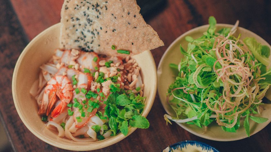 Peanut Noodle Salad with lemon-herb dressing — food · Lunch Ideas